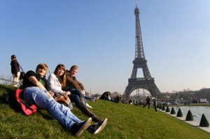 Jā, izbaudījām pirmo pavasara dienu Parīzē :)